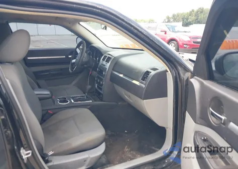 2010 Dodge Charger Sxt z USA, uszkodzony, nr VIN 2B3CA3CV5AH237150